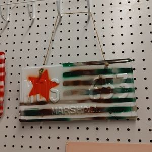 Military wall hanger